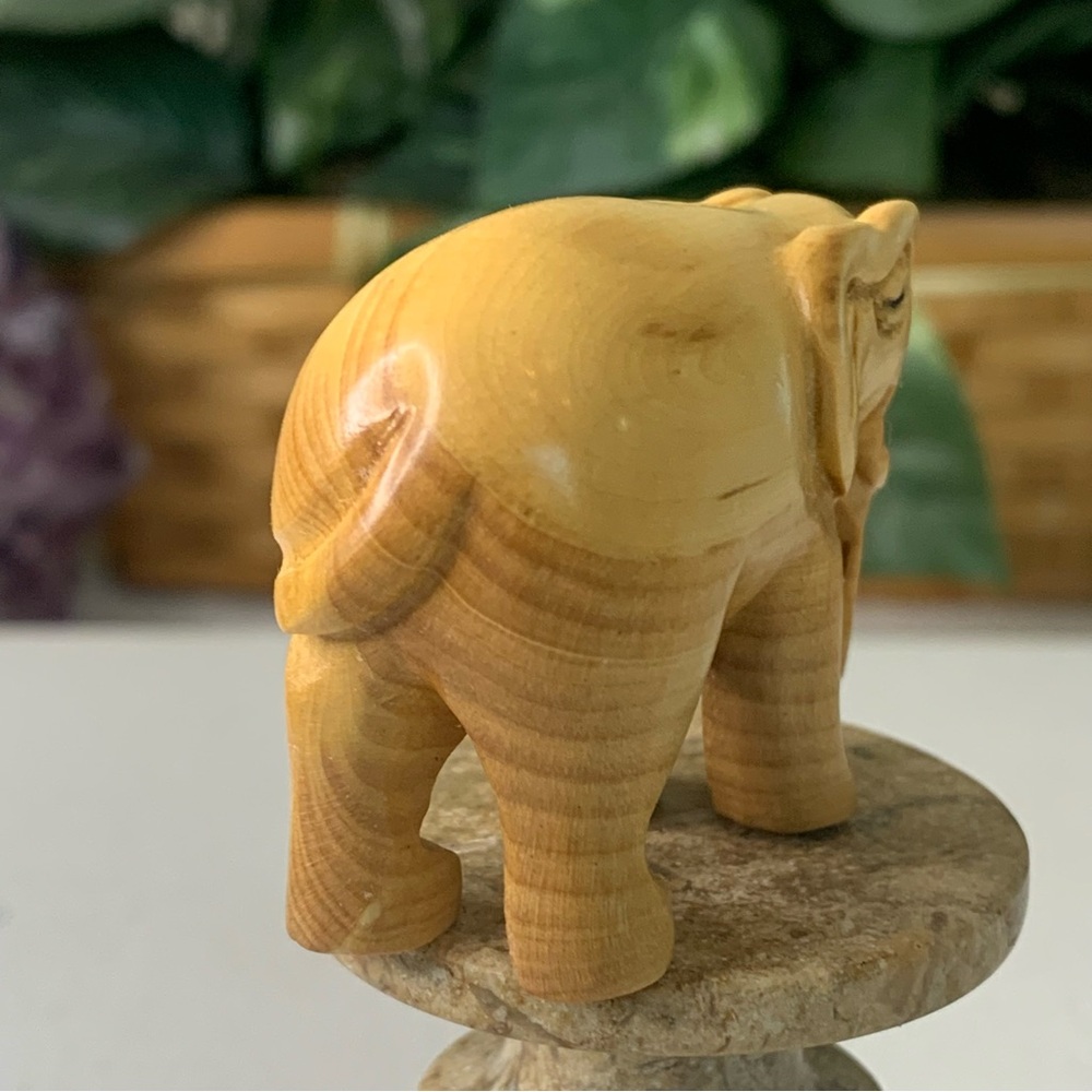 Vintage Boxwood Elephant Netsuke Hand Carved Wood Wild Animal Figurine Carving - Picture 7 of 11
